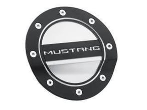 15+ MUSTANG BLK/SLVR FUEL DOOR